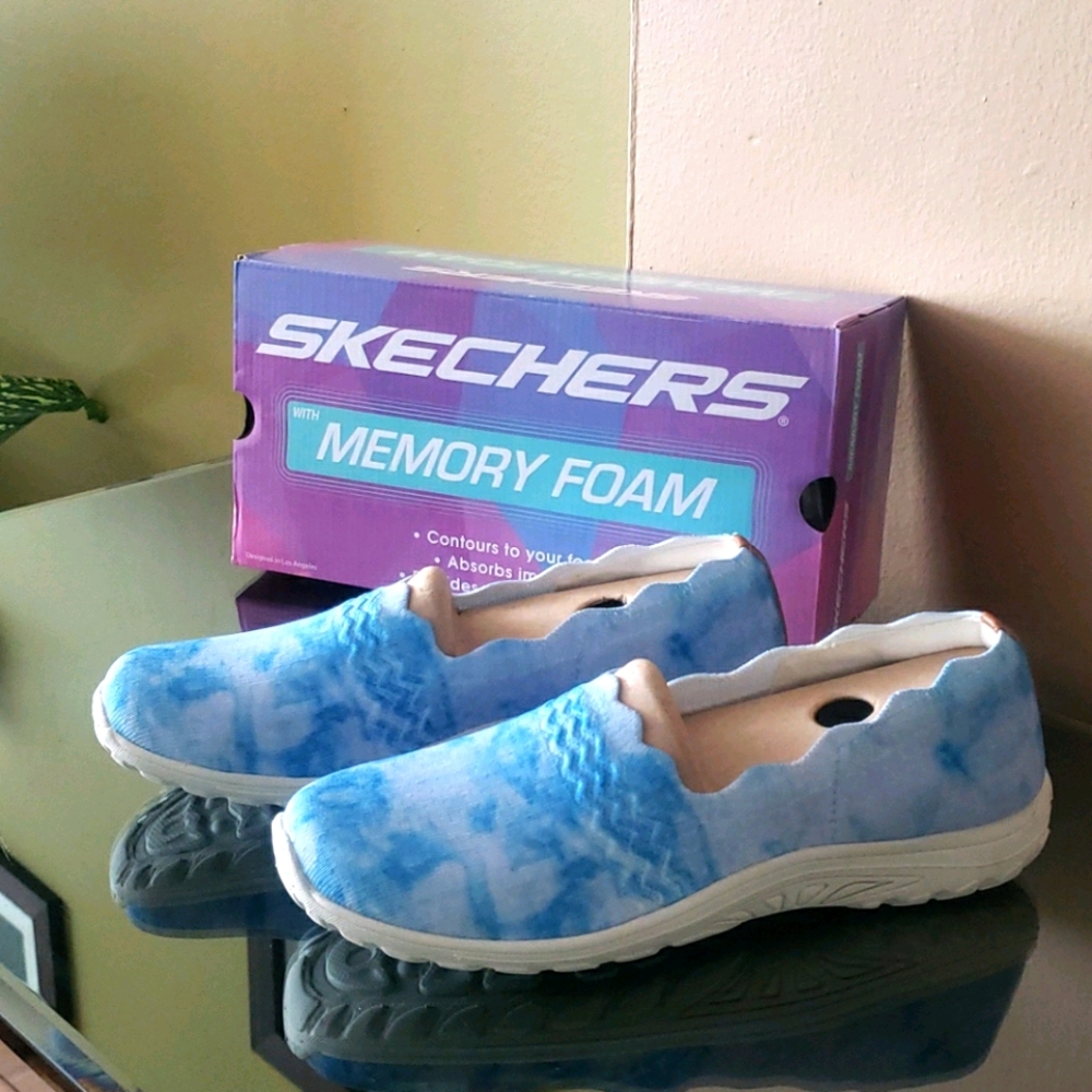 Skechers | Knit Scalloped Slip-On Reggae Fest